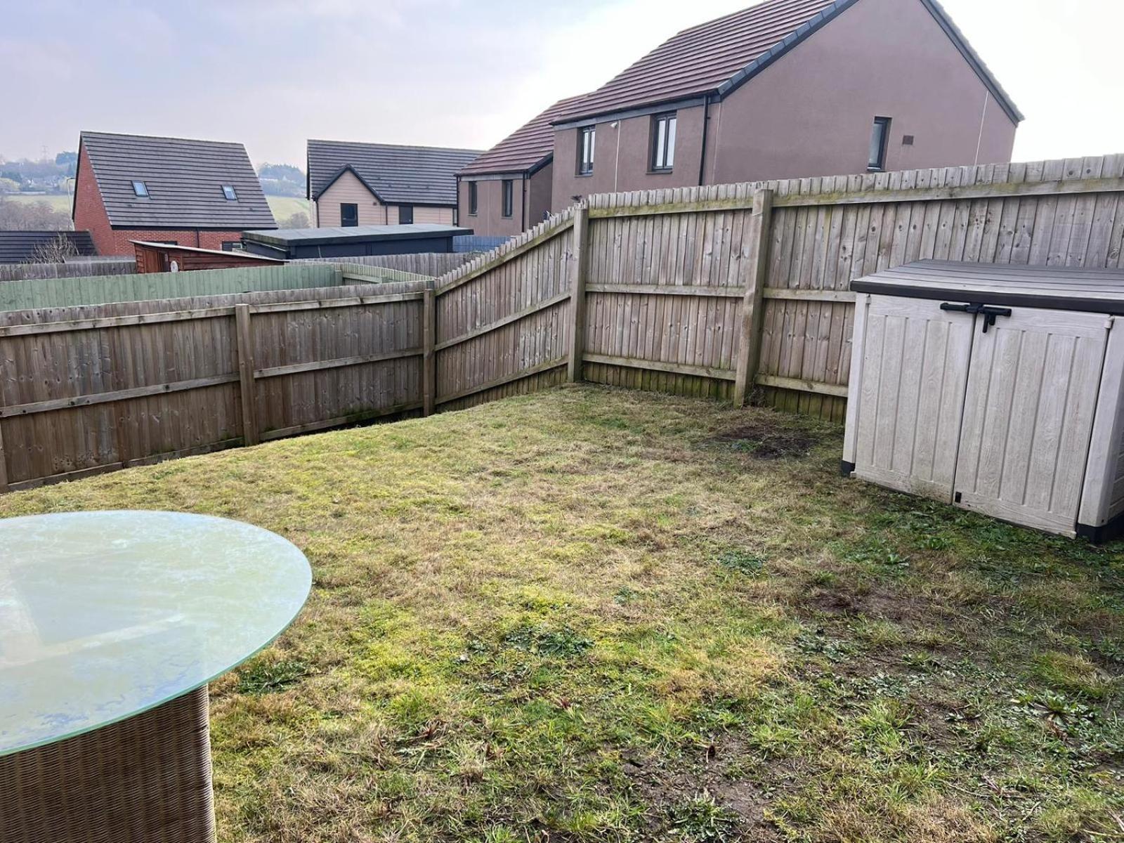 Village House St Mellons - Close To A48 And M4 Кардиф Екстериор снимка